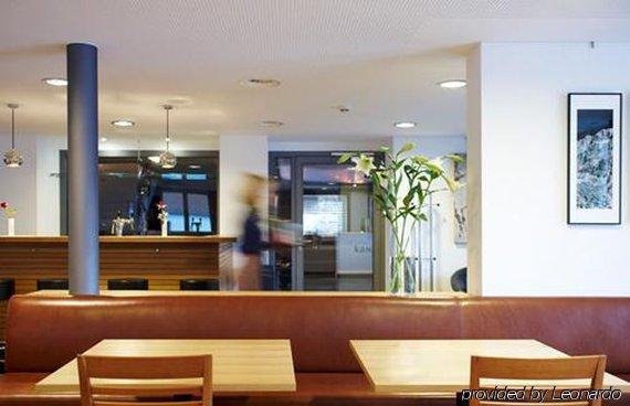 מלאו Hotel Kanisfluh מסעדה תמונה