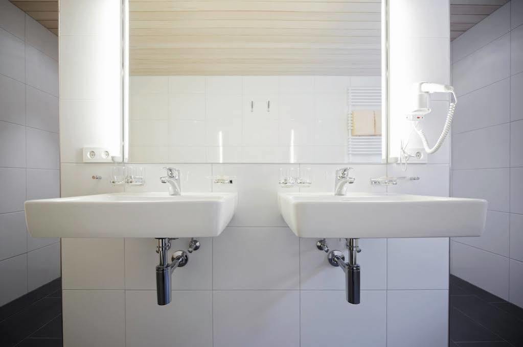 מלאו Hotel Kanisfluh מראה חיצוני תמונה